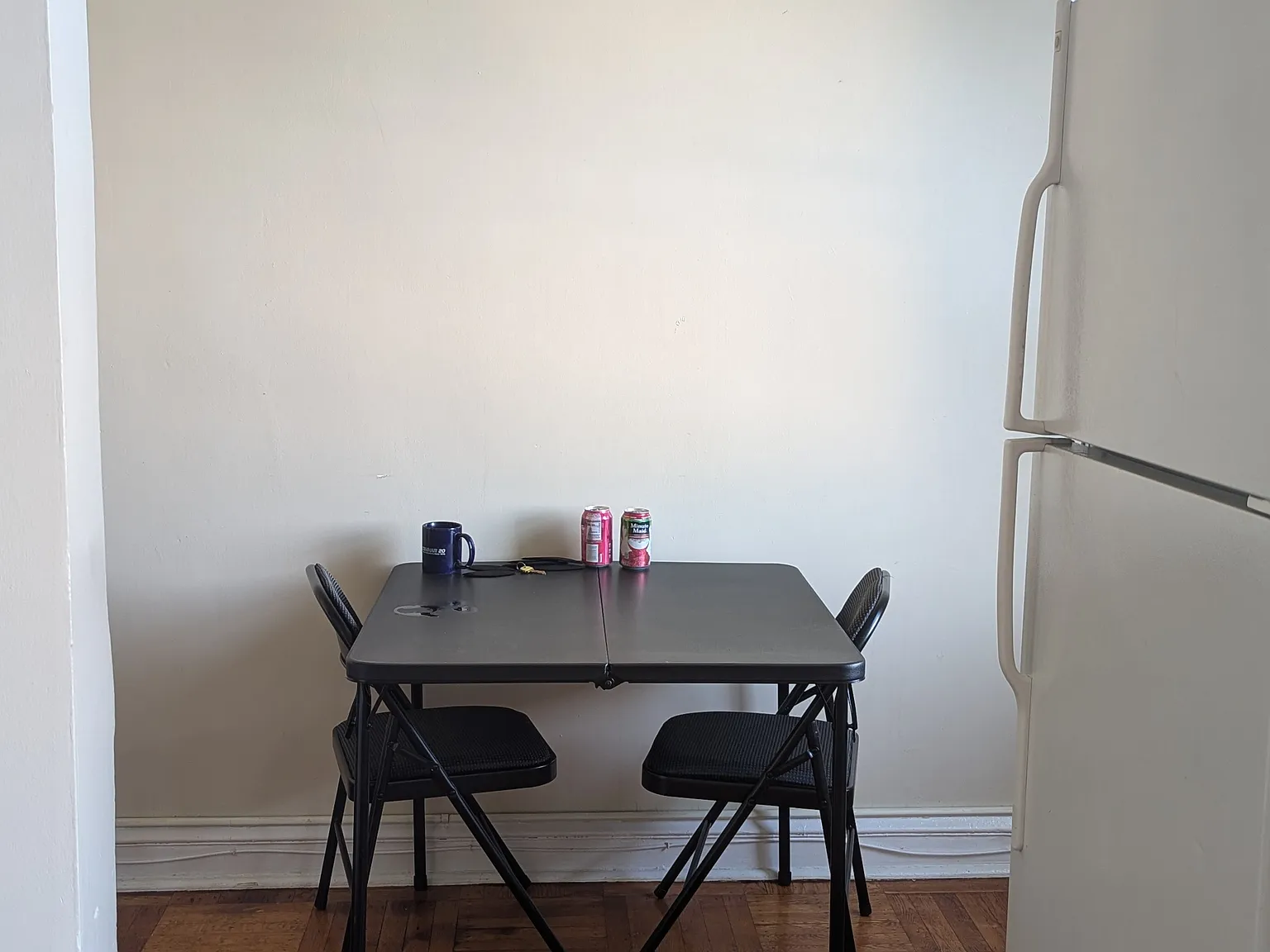 2 bed, 1300 sqft, $1,300 — Photo 2