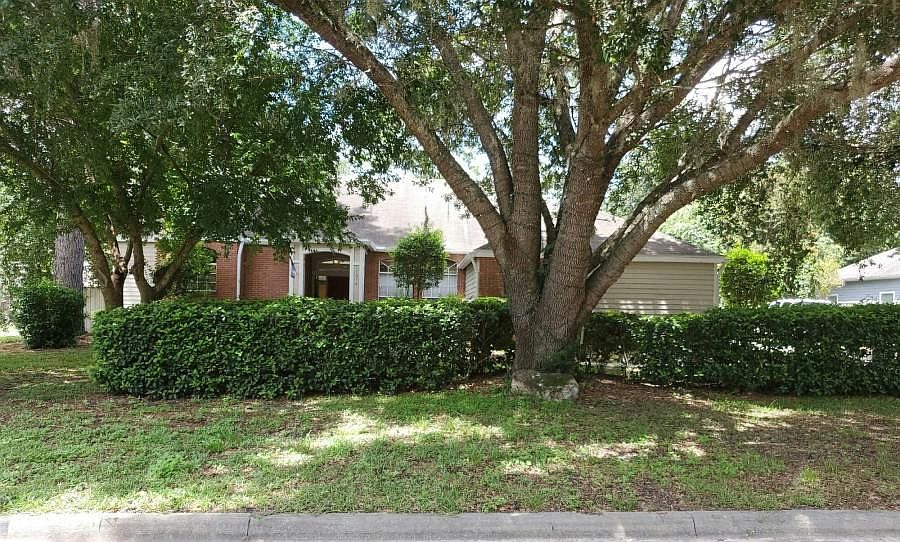 1st image of 11616 NW 8th Ln