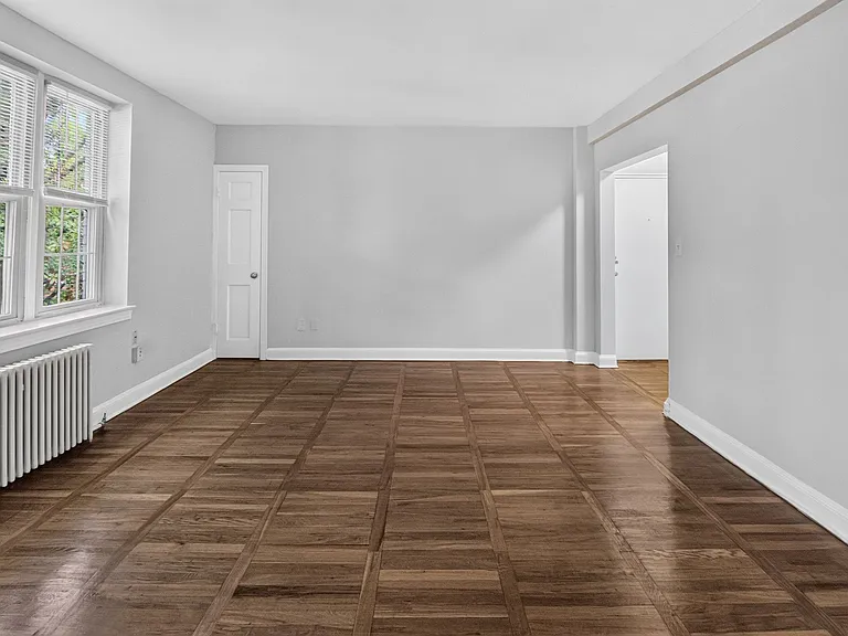 1447 Somerset Pl NW #205 — Photo 8
