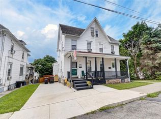 414 W Mountain Ave, Pen Argyl, PA 18072