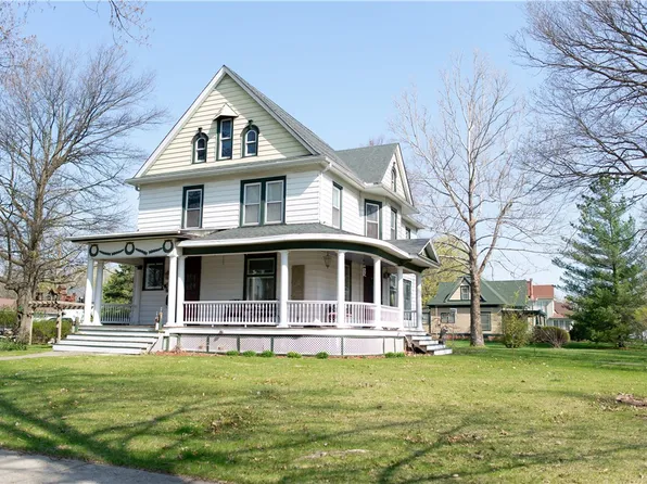 301 SW Mills St, Greenfield, IA 50849