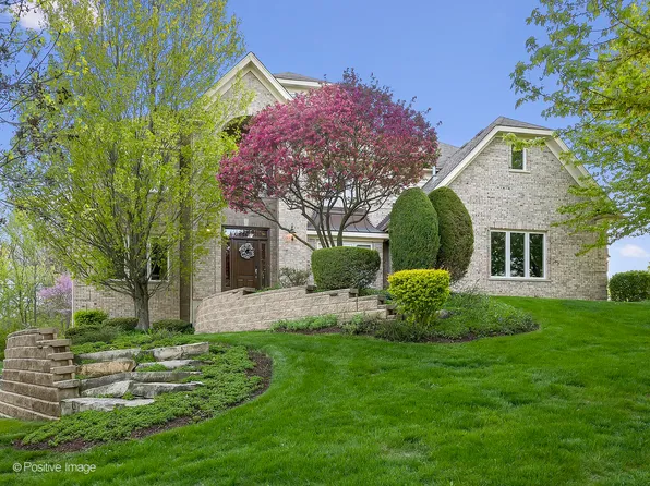 9040 Ridge Ct, Willow Springs, IL 60480