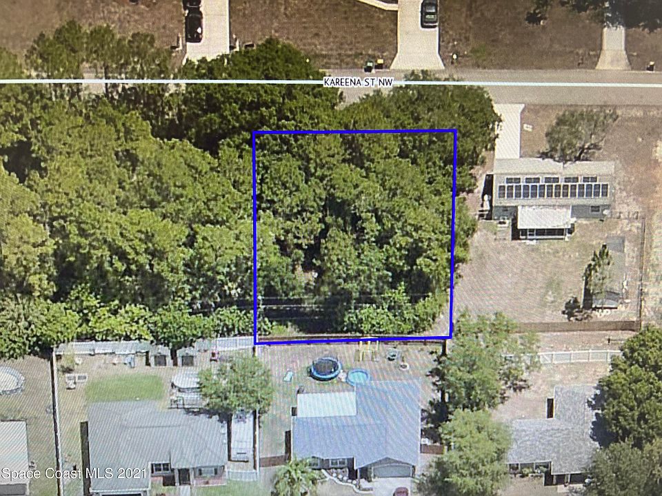 2nd image of 1138 Kareena St NW