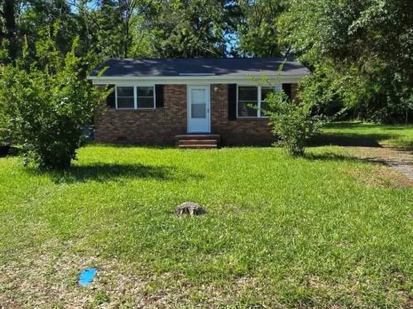 137 Walcott Ct, Rock Hill, SC 29730