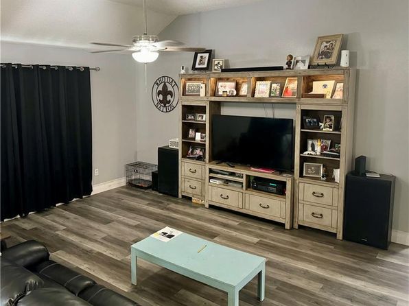 1979 Palmetto St, Lafitte, LA 70067