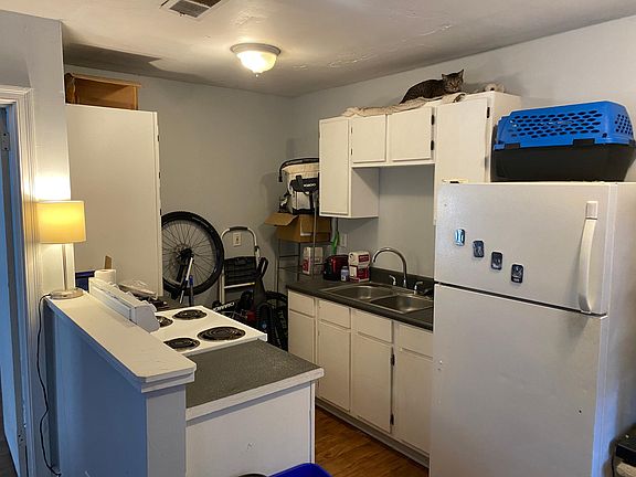 4th image of 1109 Justice St #B