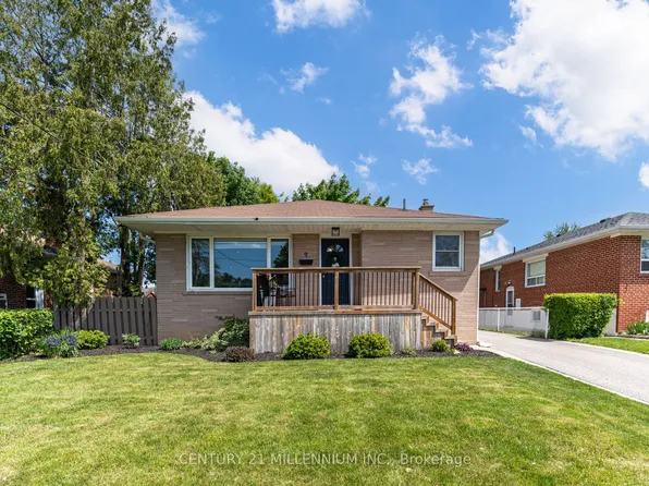 9 Prince Charles Dr, Halton Hills, ON L7G 3T8