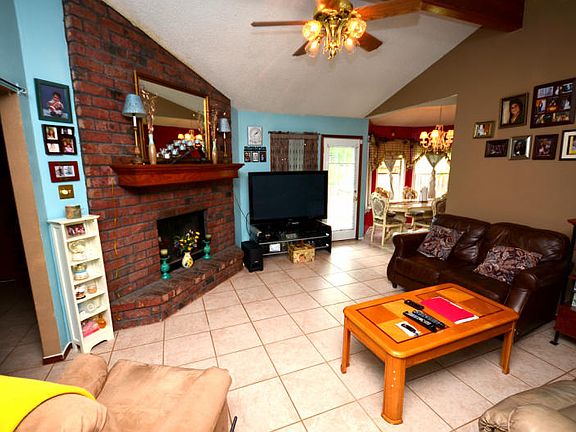 4th image of 6133 Camway Dr