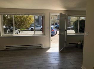 372 Aloha St #11, Seattle, WA 98109