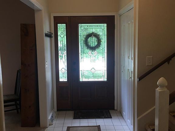 2nd image of 2201 Crestline Dr