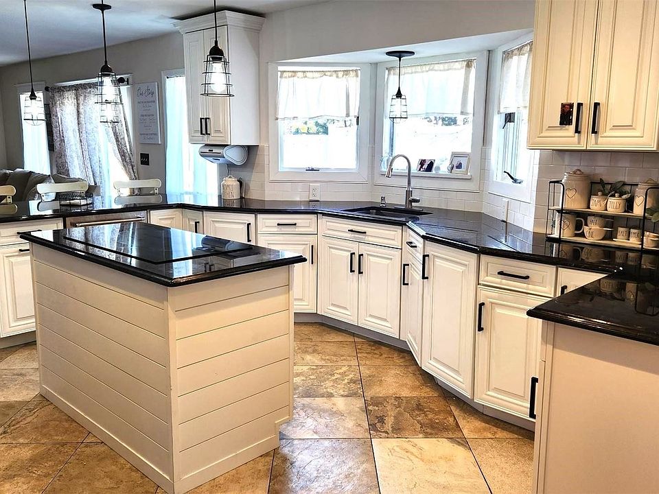 943 Hawkins Ave, Lake Grove, NY 11755 MLS 3453710 Zillow