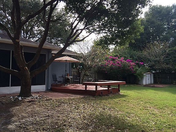 Large fenced back yard