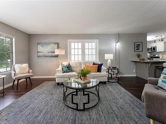 4th image of 6806 La Salle Dr