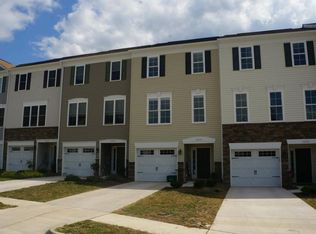 5222 Pan Tops Dr, Stephens City, VA 22655