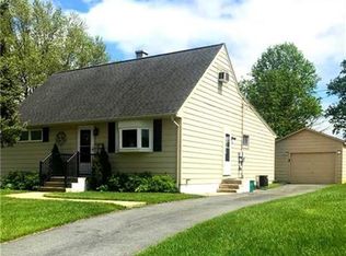 2109 Aster Rd, Bethlehem, PA 18018