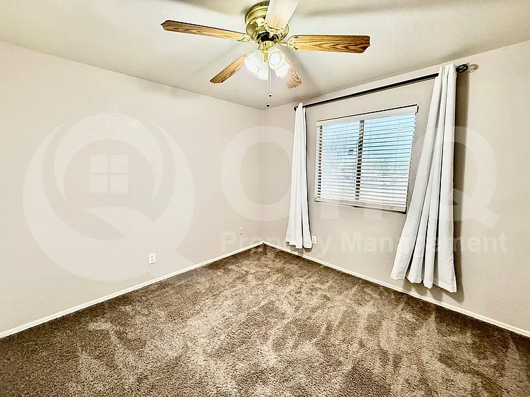710 N Exeter St — Photo 11