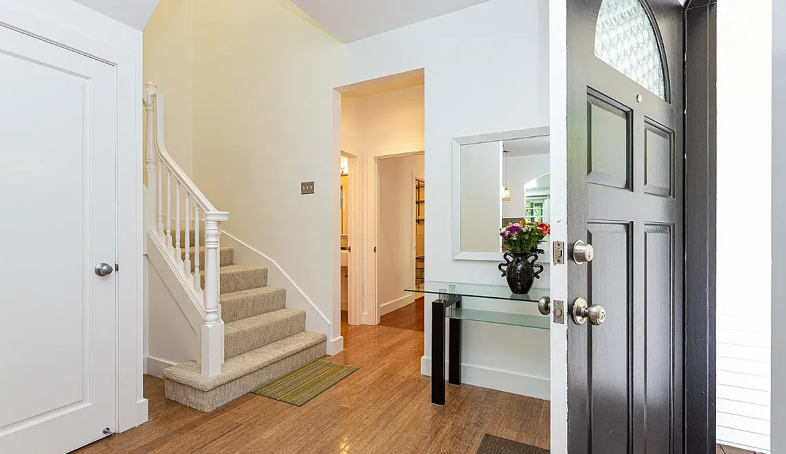 3 bed, 2.5 bath, 1700 sqft, $7,500 — Photo 4