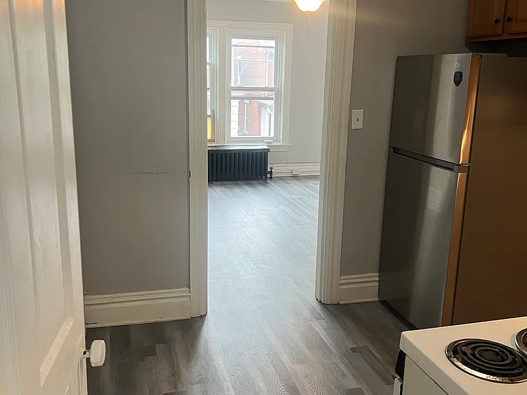 236 W Pomfret St #2 — Photo 6