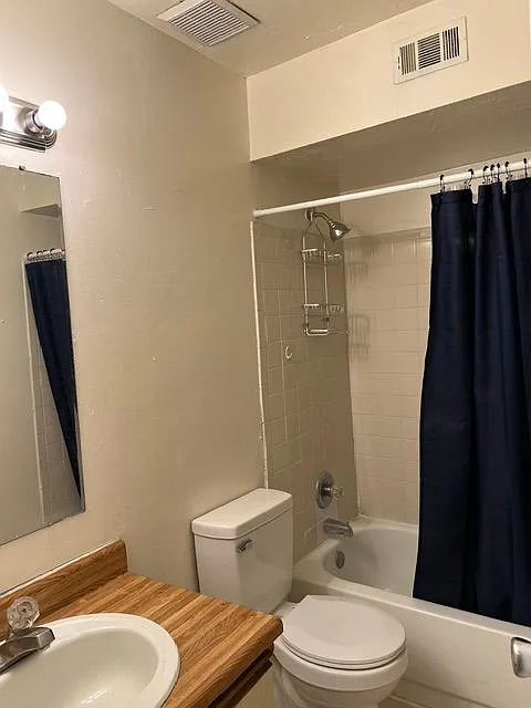 2 bed, 1075 sqft, $1,575 — Photo 4