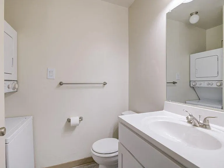 Tory Estates Apartment Homes — Photo 8