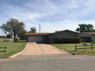 639 SW 45th St, Lawton, OK 73505