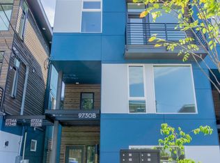 9730 Woodlawn Ave N #B, Seattle, WA 98103