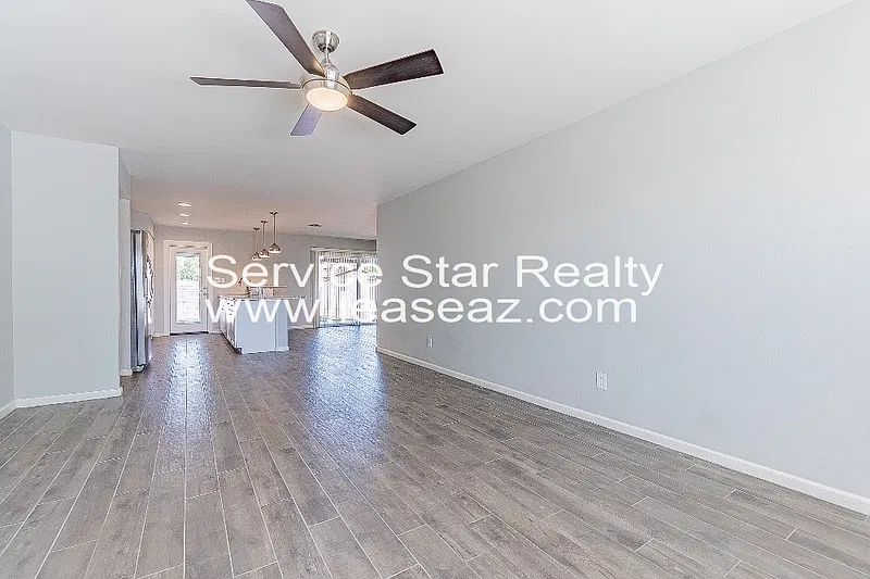 3 bed, 2.0 bath, 1742 sqft, $2,545 — Photo 3