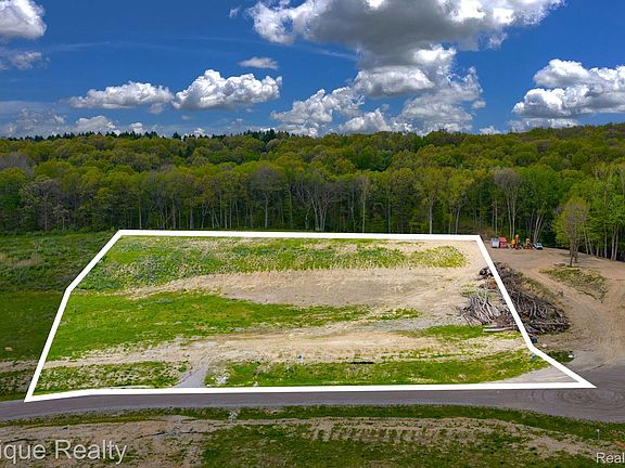 2nd image of 2797 Ridge Rd