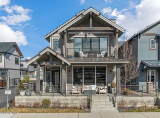 1631 W Bellerive Ln, Coeur D Alene, ID 83814