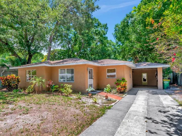 2050 Bougainvillea St, Sarasota, FL 34239