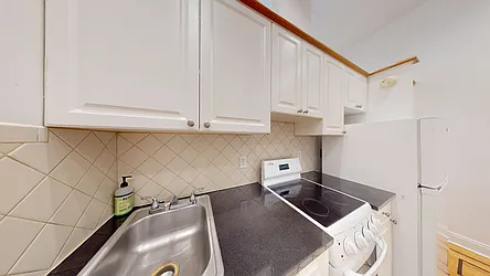 Rented by Bond New York