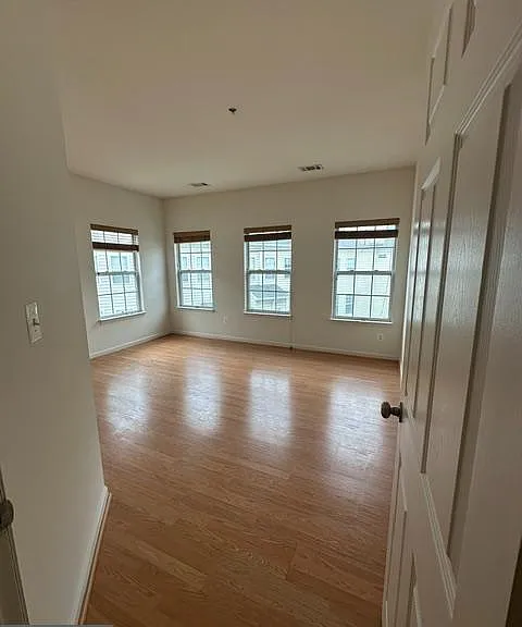 2664 Manhattan Pl #306 — Photo 11