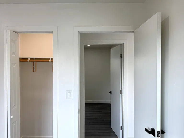 105 Sickles Ave #4 — Photo 7