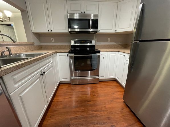 3610 SW 114th Ave #4-202