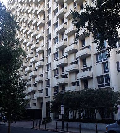 2nd image of 604-36 S Washington Sq #302