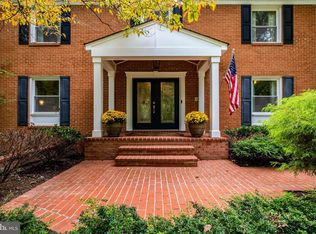 10015 Saddle Rd, Vienna, VA 22181