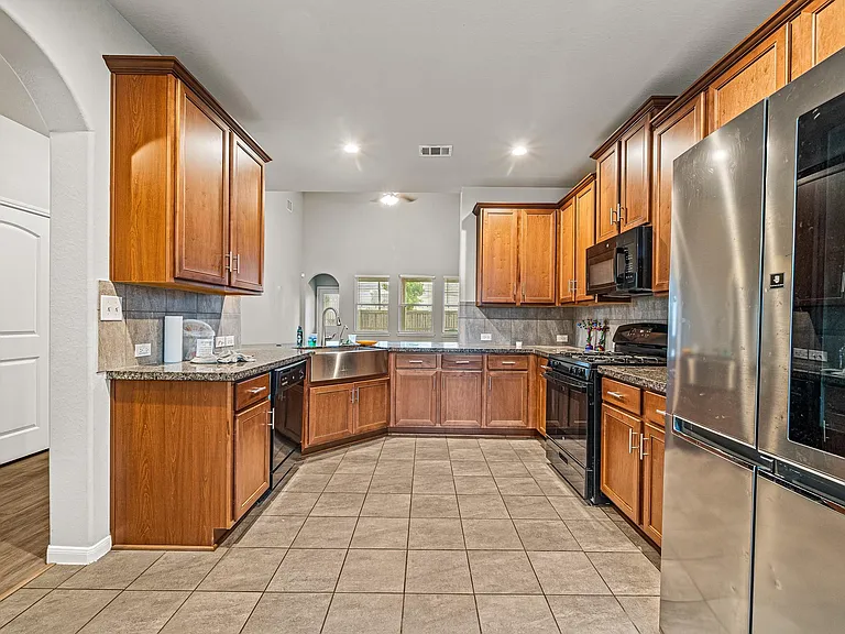 13826 Andover Park Dr — Photo 12
