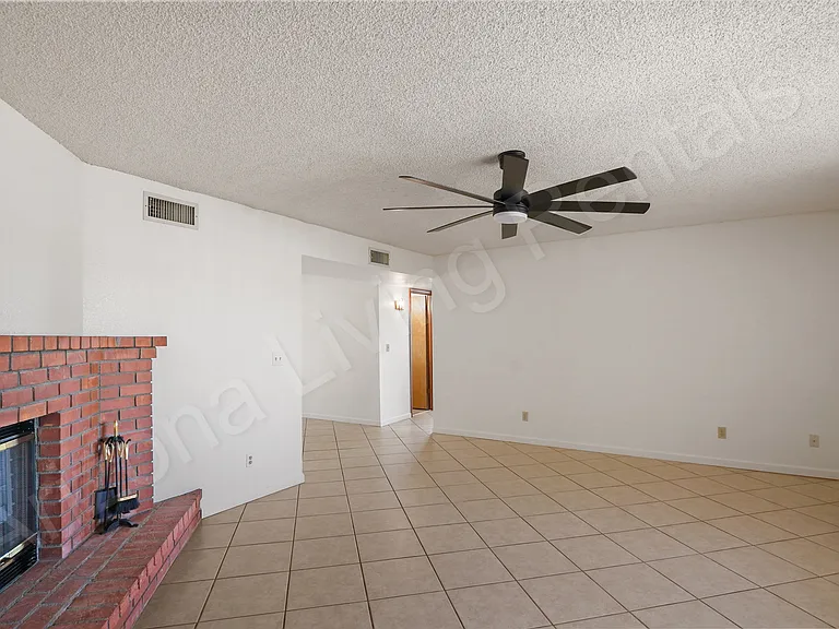 171 Impala Ln — Photo 4