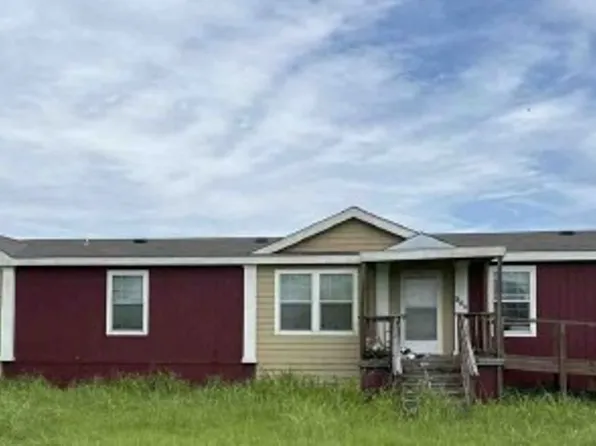 268 W Oaks, Victoria, TX 77905