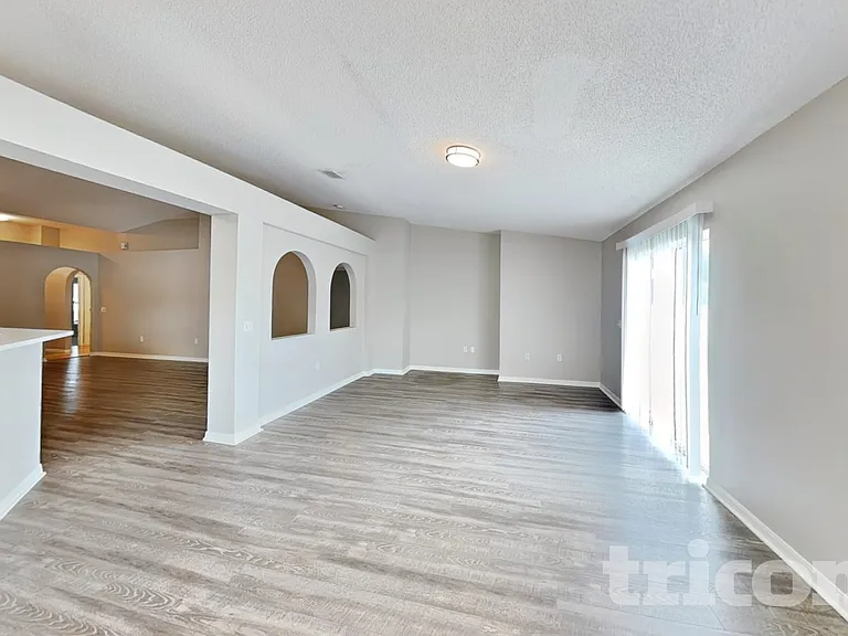 12945 Bridleford Dr — Photo 4