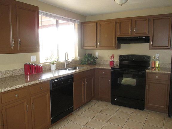 3rd image of 7219 W Indianola Ave
