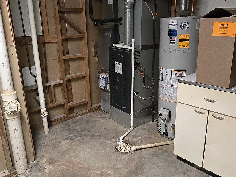 4520 S Washington Ave — Photo 22