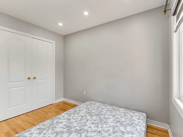5623 Longboat Ave — Photo 29