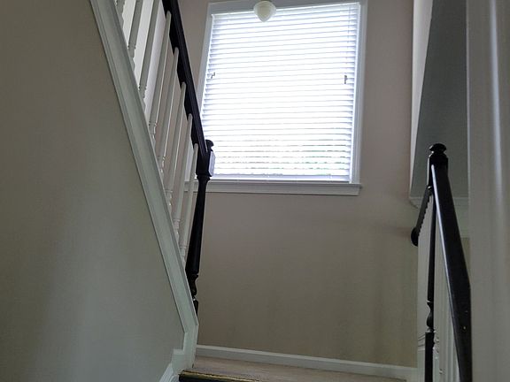 3rd image of 2780 Gentry Walk Ct