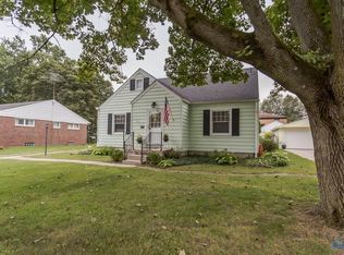805 Phillips St, Maumee, OH 43537