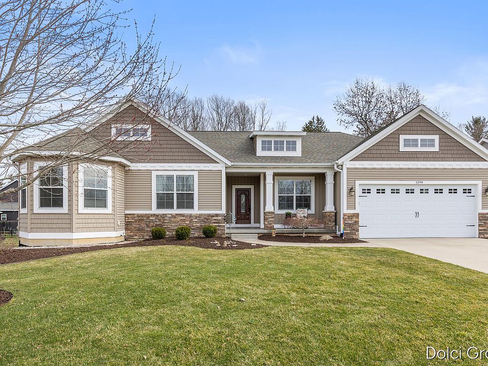 1st image of 1398 Winchester Ct NW