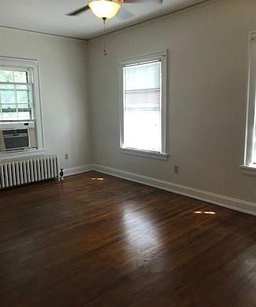 2nd image of 513 W End Ave