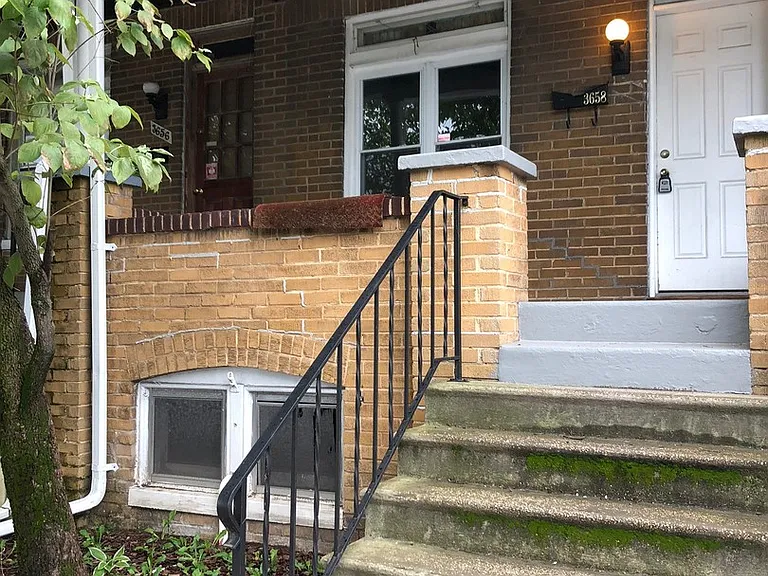 3658 Keswick Rd — Photo 1