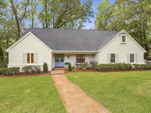 8440 Drury Ln, Germantown, TN 38139