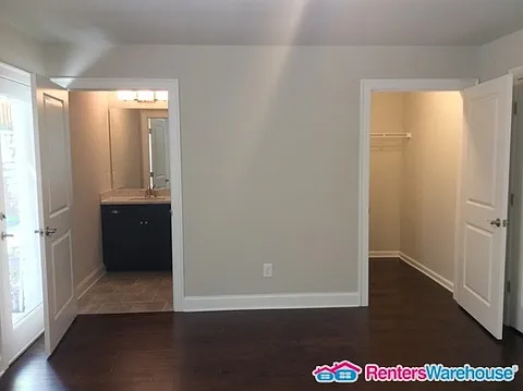 1737 Kenstone Walk — Photo 25